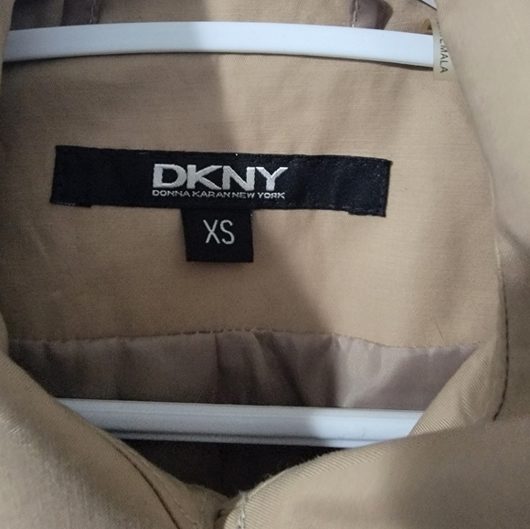XS DKNY Black & Tan Trench Coat - Picture 4 of 4